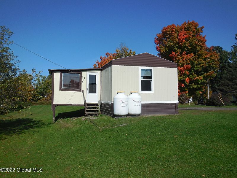 4th image of 144 Nestle Road