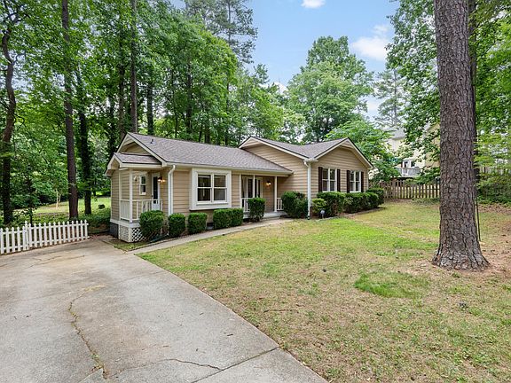 3rd image of 5613 Oldtowne Rd