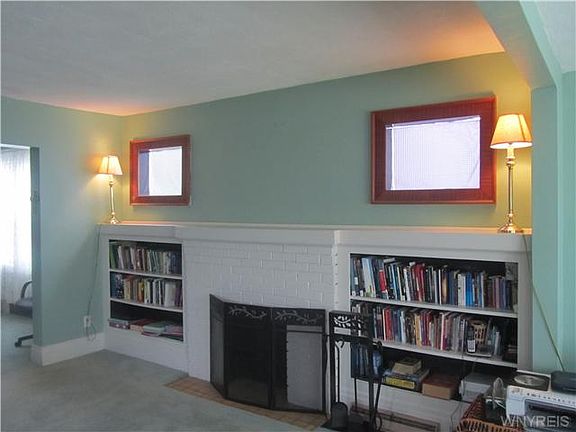 2nd image of 215 Villa Ave