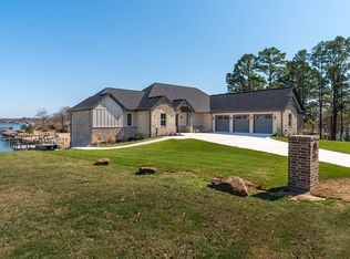 213 Ellen Ln, Mabank, TX 75156