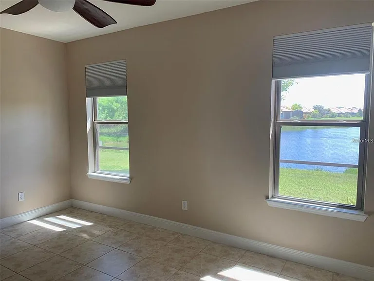 5409 Sunset Falls Dr — Photo 15
