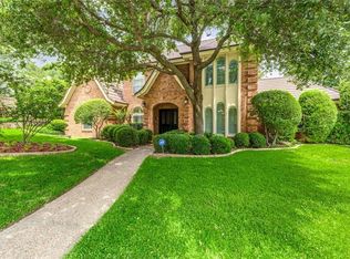 821 Mayfair Hill Ct, Bedford, TX 76021