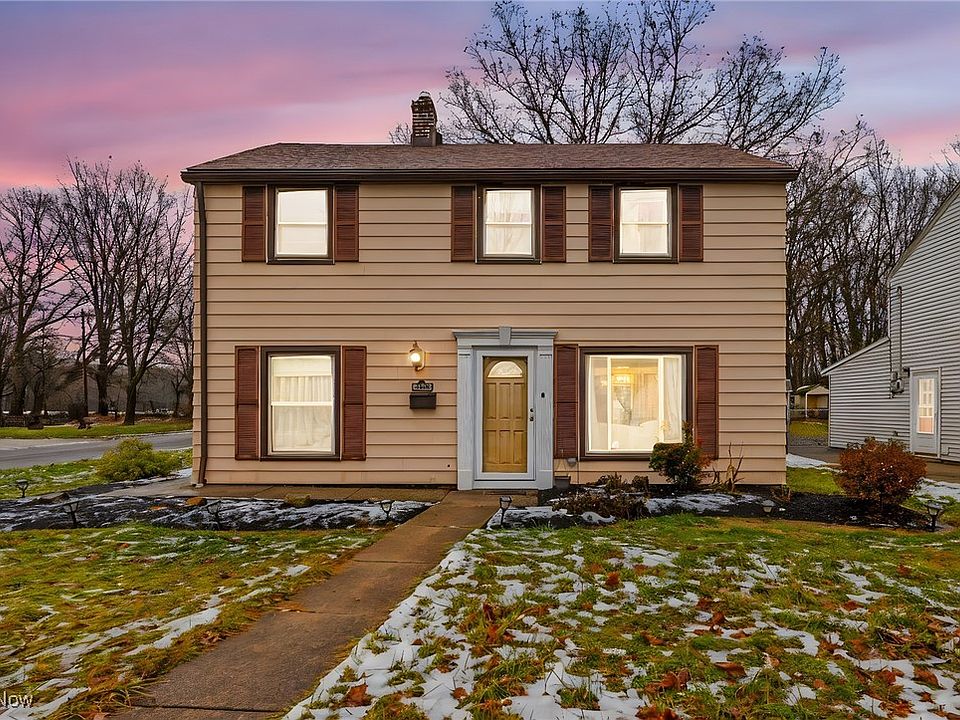 1st image of 7265 Parma Park Blvd