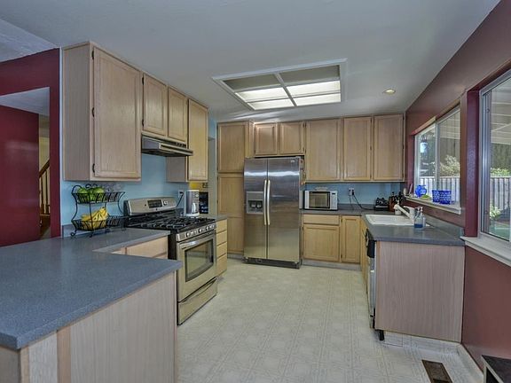 5th image of 5993 Montalvo Dr