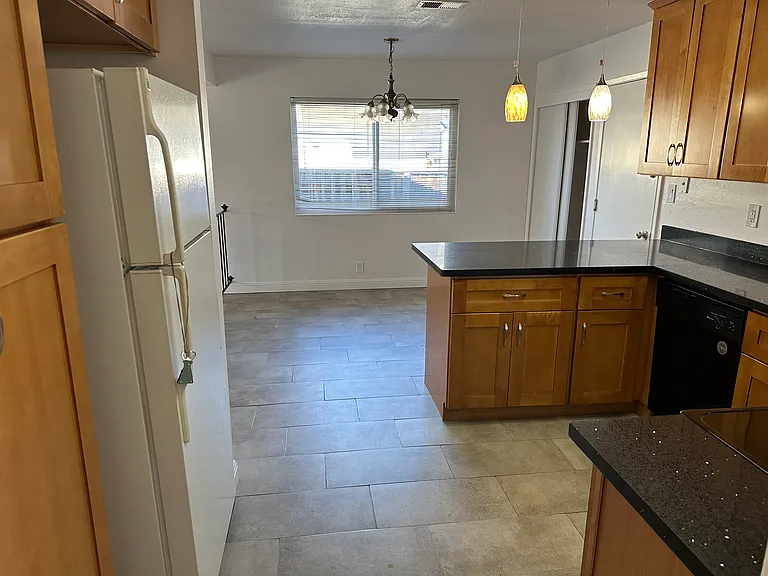 3609 Rowley Dr — Photo 3