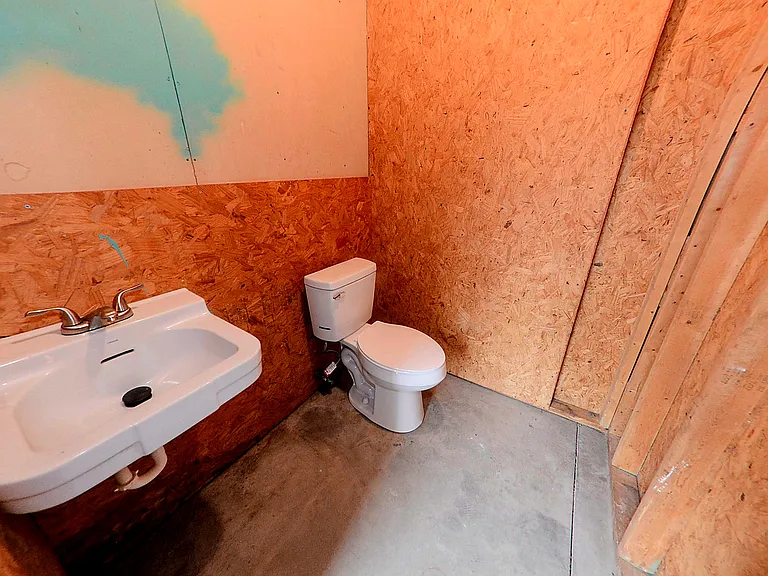 808 W Coffin St #200-2 — Photo 5