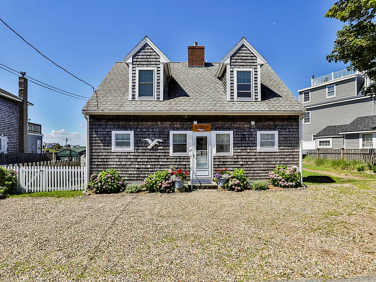 17 Harbor St — Photo 29