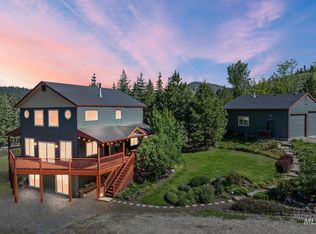 12 N Corral Flat Rd, Boise, ID 83716