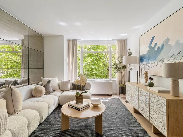 210 Warren St #8F, New York, NY 10282