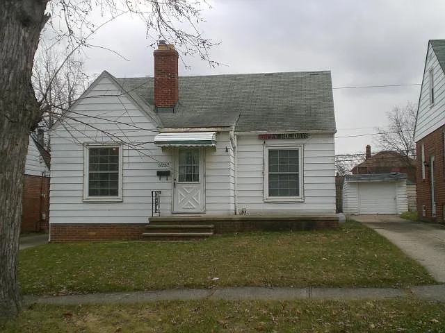 5237 E 117th St photo 1