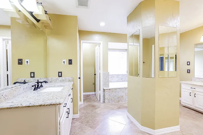 326 Dunford Ct — Photo 8