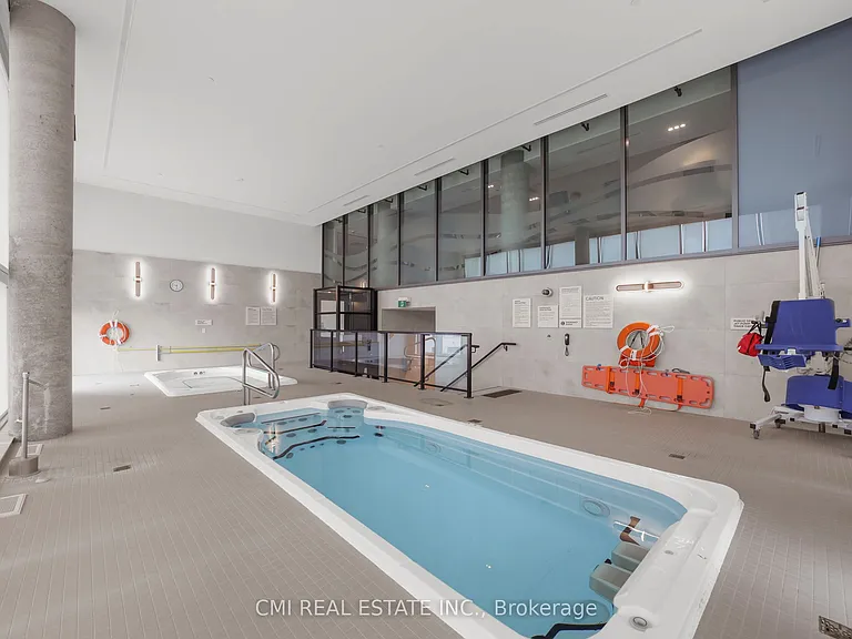 5 Wellington St S #411 — Photo 23