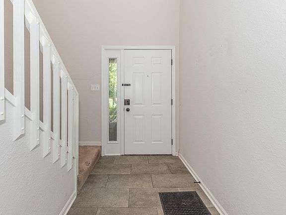 2nd image of 1909 Breckland Dr