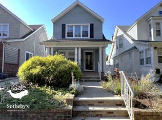 9111 71st Rd, Forest Hills, NY 11375