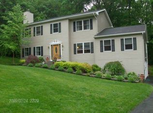 15 Yadanza Ct, Palisades, NY 10964
