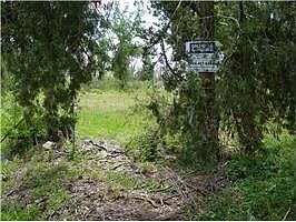 3rd image of 5097 Guianard St