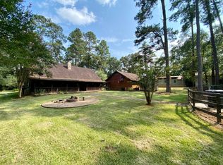 714 Coe Rd, Pinehurst, TX 77362