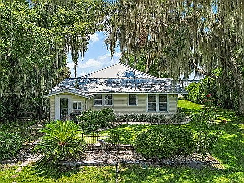 Main house: new landscaping