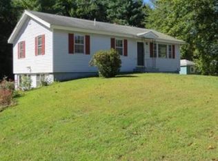 11 Dunshire Dr, North Chelmsford, MA 01863