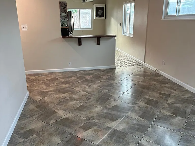 6001 Three 5 Horton Dr #1 — Photo 4