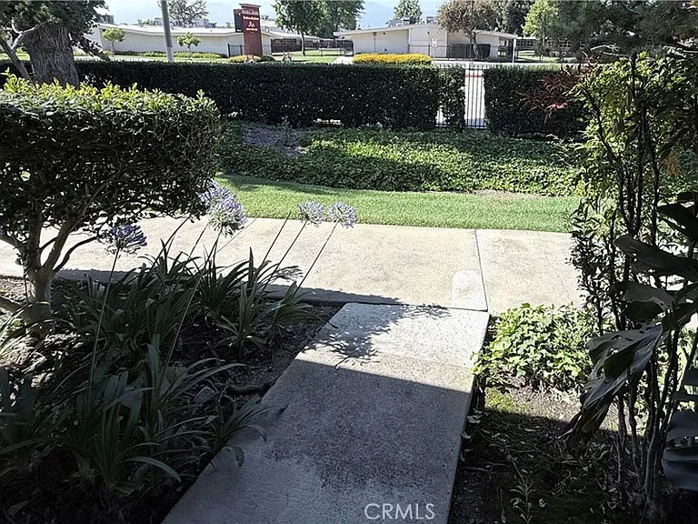 1639 Aspen Village Way — Photo 3