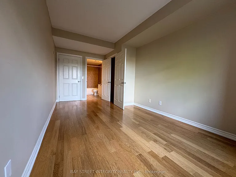 47 Caroline St N #402 — Photo 15