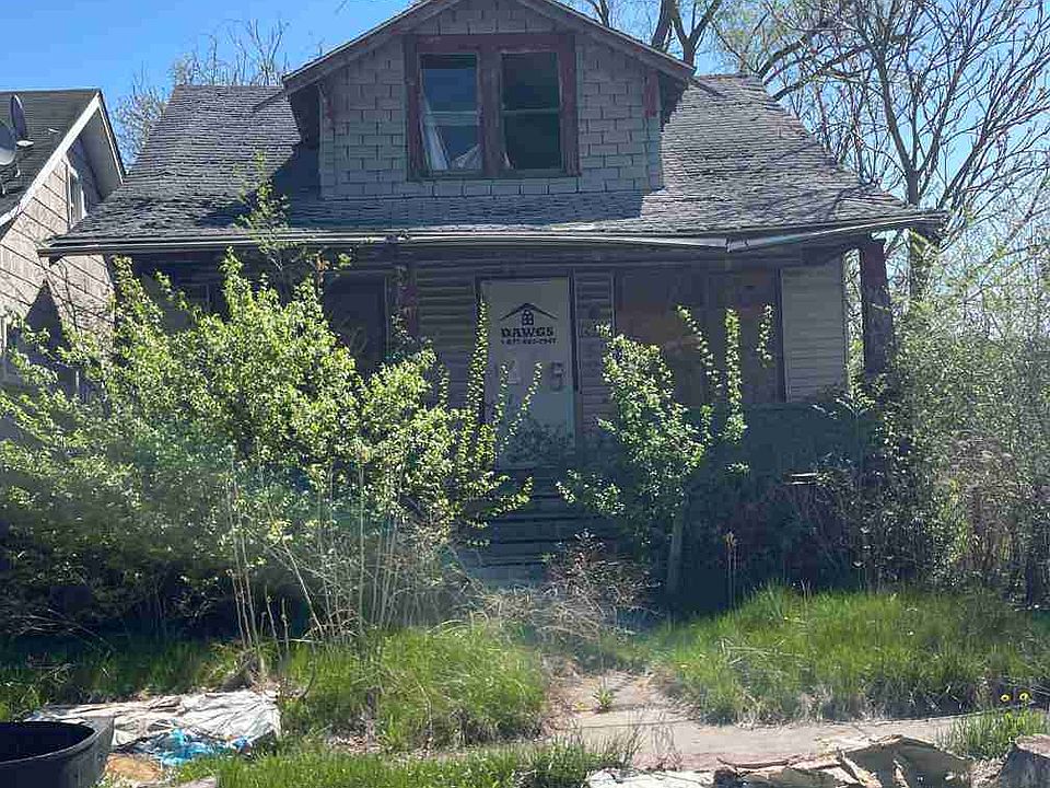 15708 Lawton