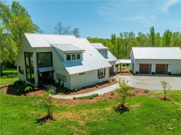 1660 Alco Rd, East Bend, NC 27018