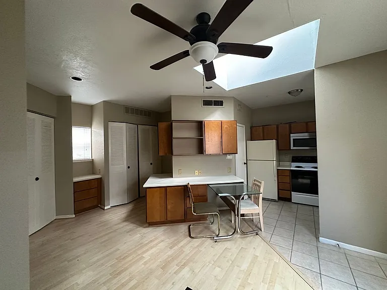 7901 Cambridge St — Photo 4