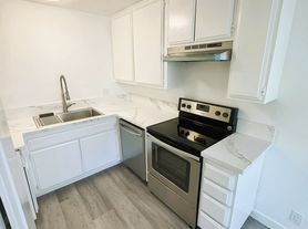 Casa Mar Vista Apartments