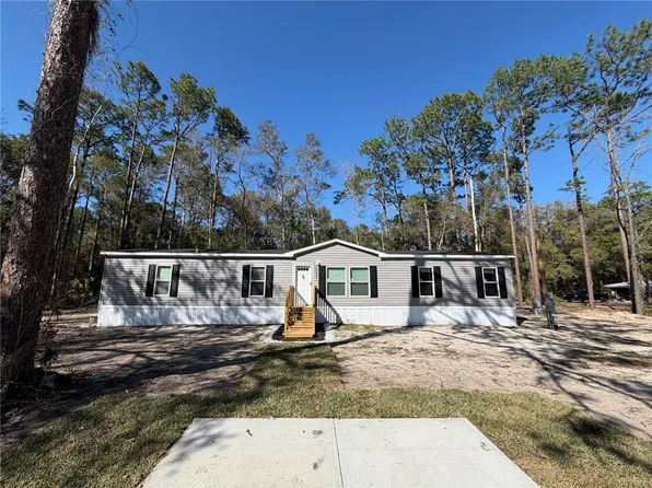 10055 W Ohio Dr, Crystal River, FL 34428