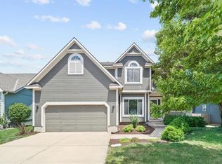 12023 S Clinton St, Olathe, KS 66061