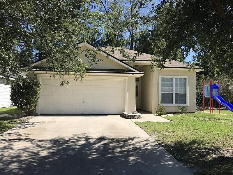 1st image of 2847 Centerwood Dr N