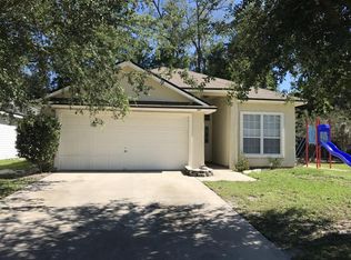 2847 Centerwood Dr N, Jacksonville, FL 32218