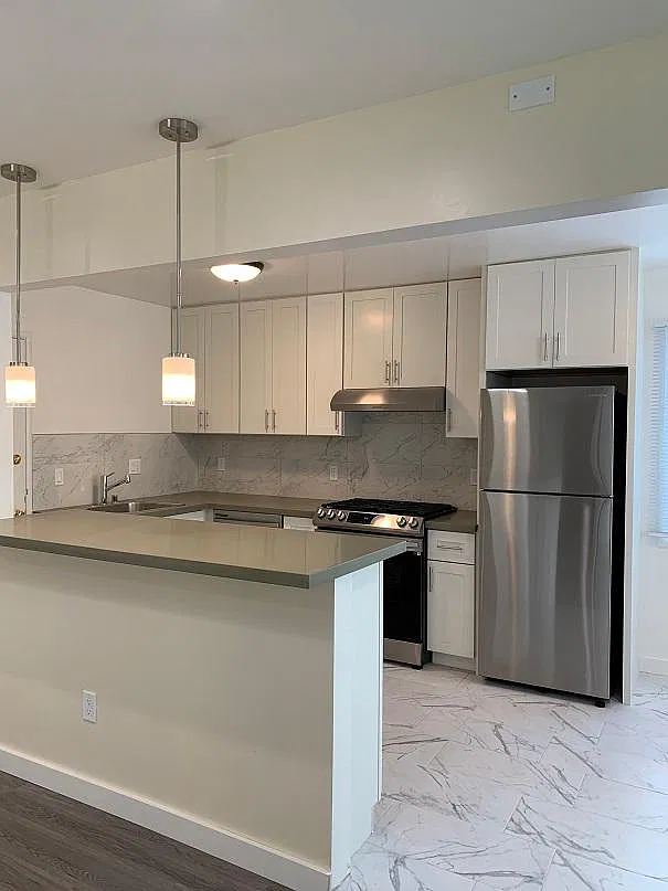 1 bed, 640 sqft, $2,695 — Photo 2