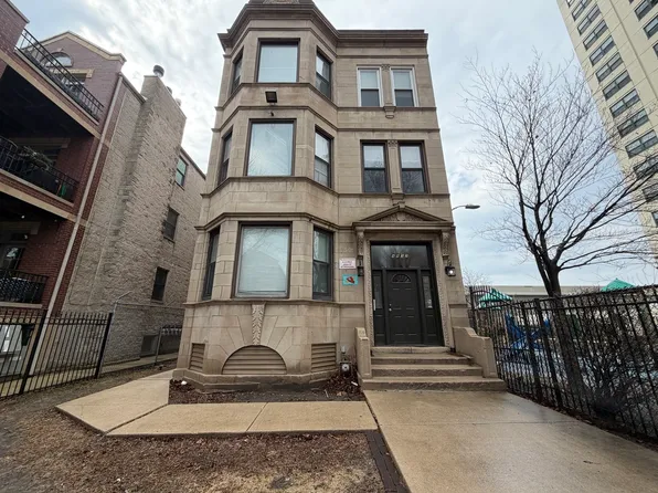 4832 N Winthrop Ave APT 2W, Chicago, IL 60640
