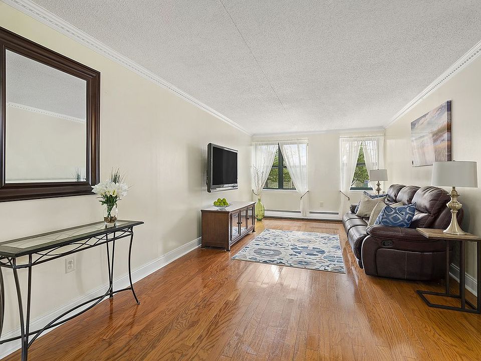 1st image of 1919 Madison Ave APT 200
