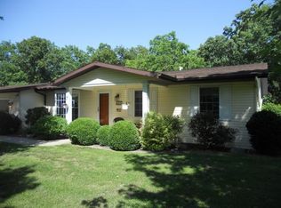 8844 E 1075th Ave, Effingham, IL 62401