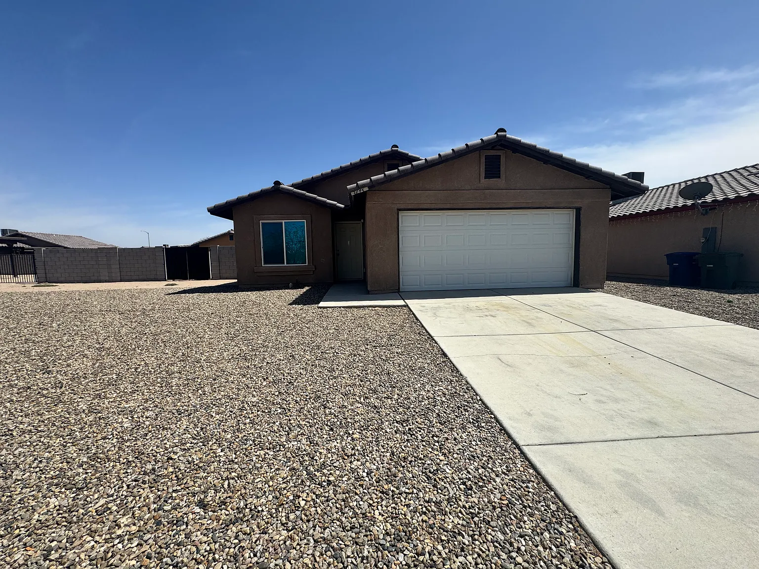3 bed, 1070 sqft, $1,550 — Photo 1