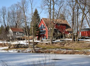 3569 Town Hall Rd, Kewaskum, WI 53040