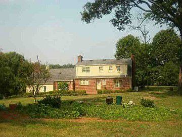 3rd image of 3709 Highway 411