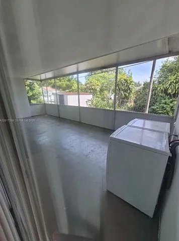 10030 SW 164th Ter — Photo 11