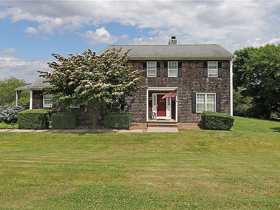 2nd image of 213 Ethel Dr