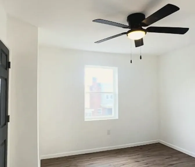 1807 W Albanus St — Photo 5