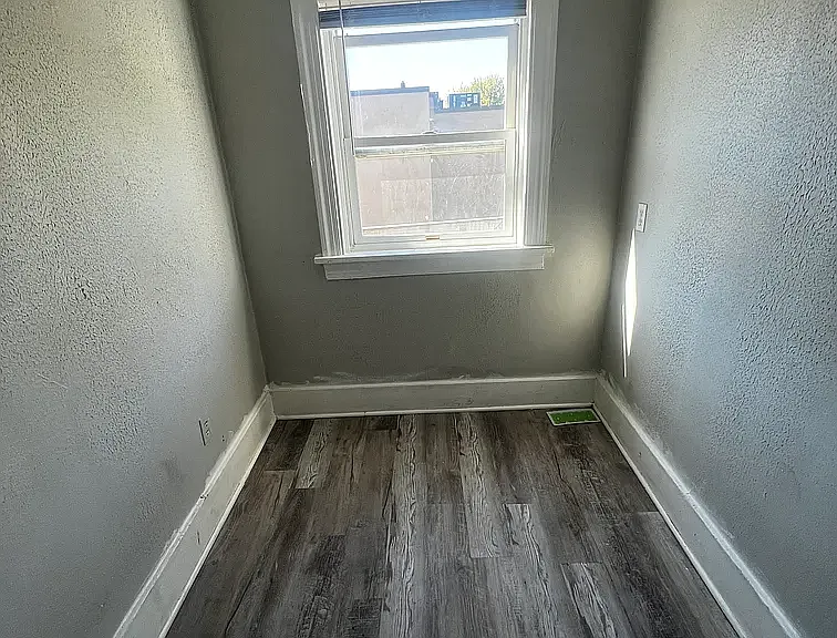 1829 Wyoming St — Photo 4