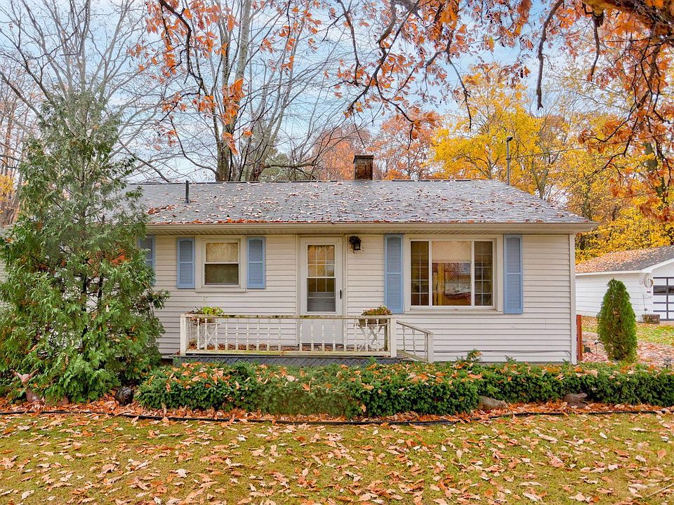 1st image of 349 Victor Dr
