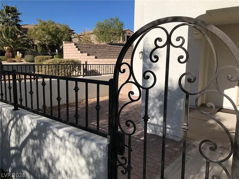 920 Contadero Pl — Photo 33