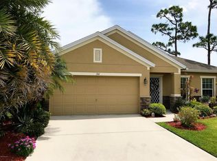 104 Briarcliff Cir, Sebastian, FL 32958