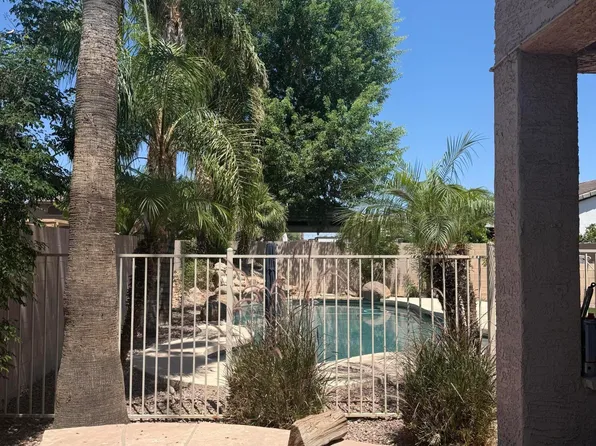 1122 E LONGHORN Place, Chandler, AZ 85286