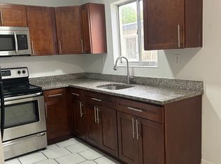 10765 SW 4th St #5, Miami, FL 33174